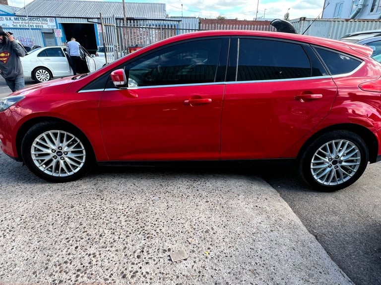 2014 Ford Focus 1.0 125 EcoBoost Zetec 5dr HATCHBACK Petrol Manual