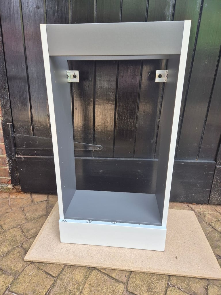image for Brand new Howdens Vanity Unit including sink and chrome tap (both in original boxes)