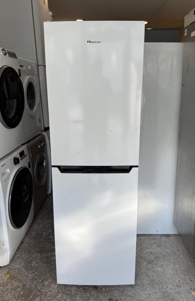 image for Hisense Fridge Freezer With Free Delivery N Warranty 