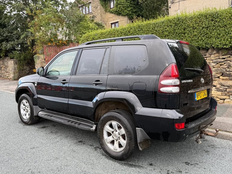 2007 Toyota Landcruiser LC4 3.0 D4-D AUTO 4X4 BLACK ESTATE Diesel Automatic