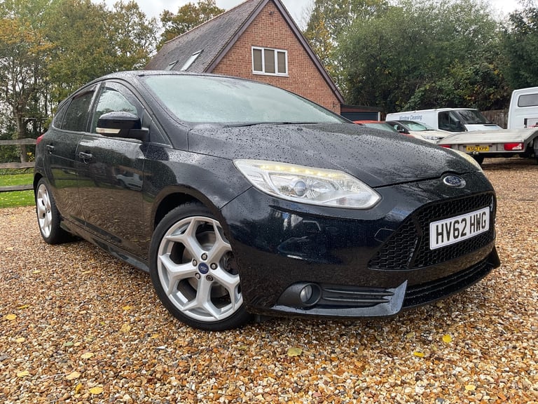 2012 Ford Focus 2.0T ST-3 5dr HATCHBACK Petrol Manual