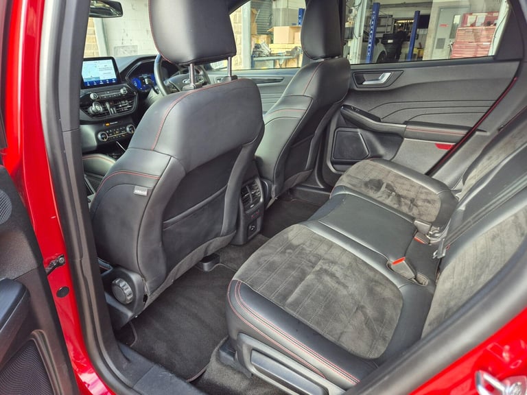 2022 Ford Kuga 2.5 EcoBoost Duratec 14.4kWh ST-Line X CVT Euro 6 (s/s) 5dr HATCHBACK Petrol/Elect...