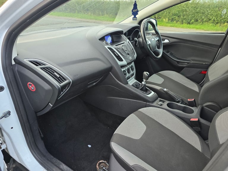 Ford, FOCUS, Hatchback, 2012, Manual, 1560 (cc),5 doors - Image 13