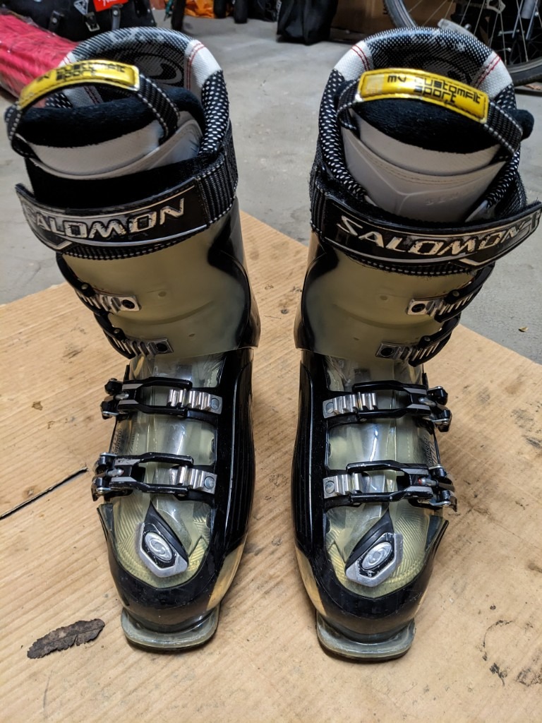Salomon Impact CS 100 ski boots size 28 | in Warwick, Warwickshire | Gumtree
