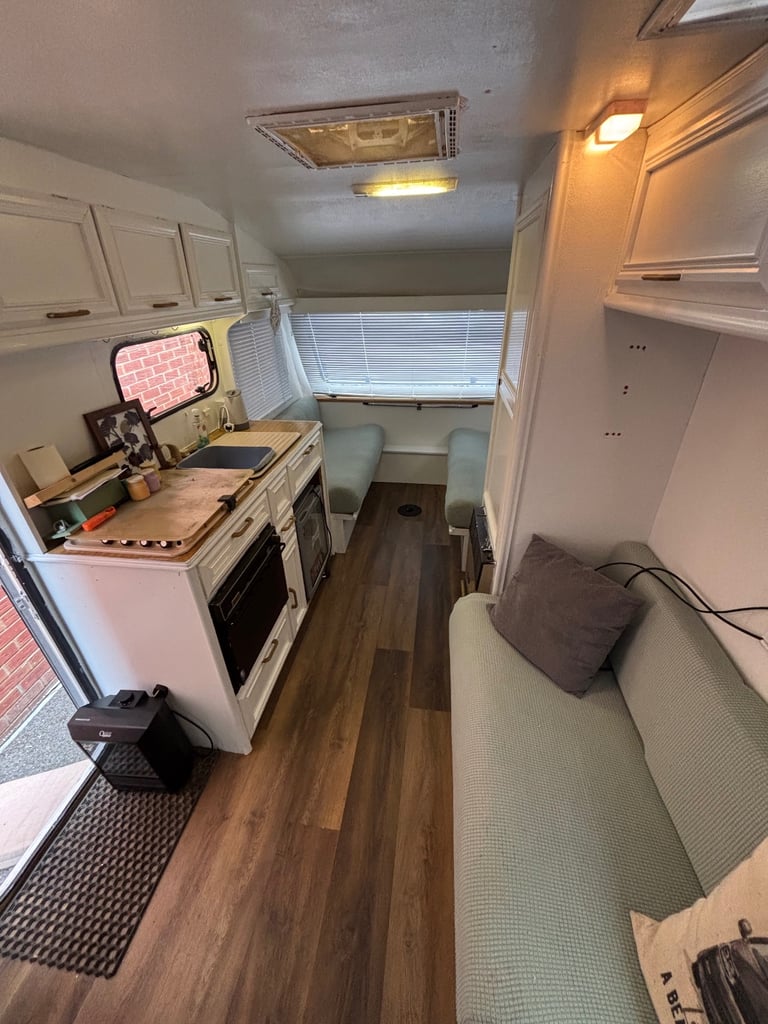Elddis wisp 450 eb 