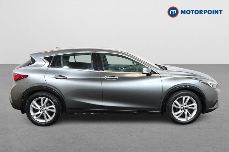 2017 Infiniti Q30 1.5d Premium Tech 5dr HATCHBACK DIESEL Manual