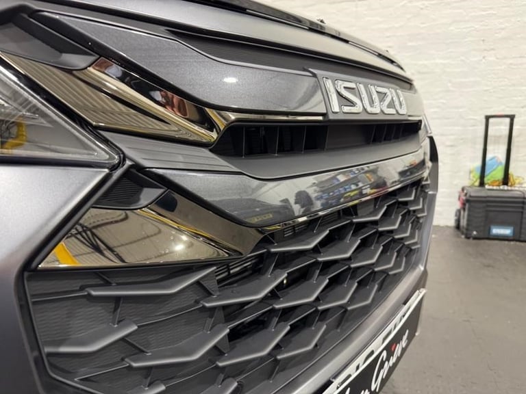 2025 Isuzu D-Max 1.9 V-Cross Double Cab 4x4 Auto Automatic Pick Up Diesel Automatic
