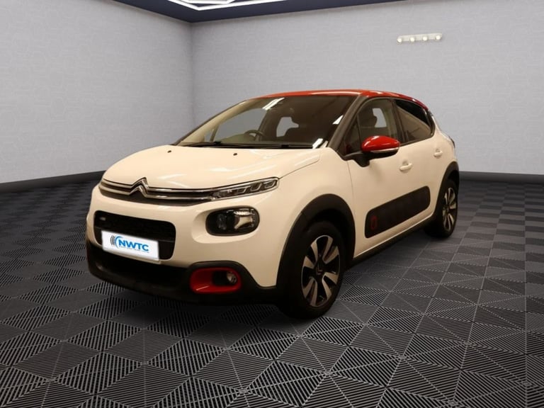 2017 Citroen C3 1.2 PureTech Flair Hatchback 5dr Petrol Manual Euro 6 (82 ps) F/S/H! 2 FORM Hatch...