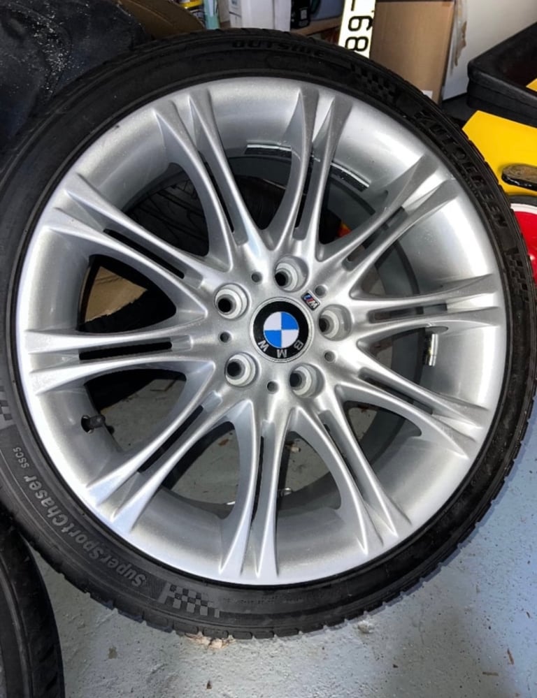 4 BMW alloy tyres 
