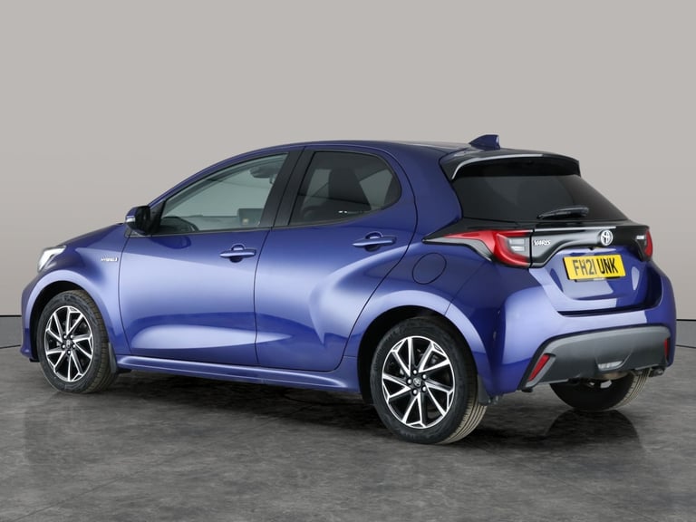 2021 Toyota Yaris 1.5 VVT-h Design Hatchback 5dr Petrol Hybrid E-CVT Euro 6 (s/s) (116 ps) -  Hat...