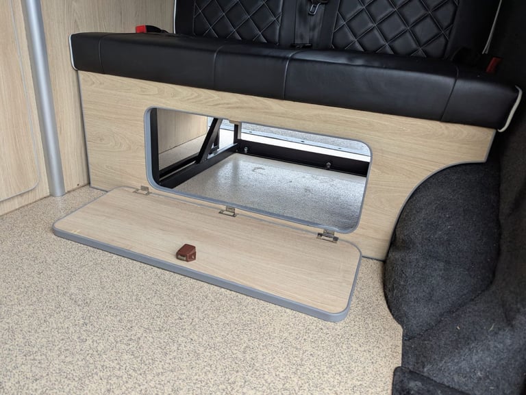 2007 VW T5 Campervan * 4 Berth *