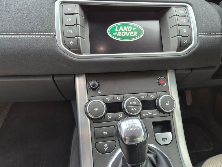 LAND ROVER RANGE ROVER EVOQUE 2.0 eD4 SE Tech 2017