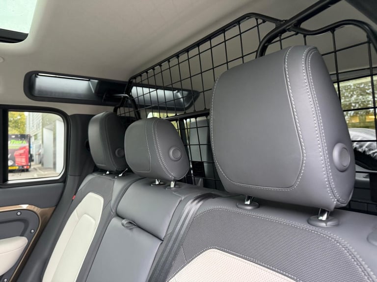 2022 Land Rover Defender 110 2.0 P400e 15.4kWh X-Dynamic HSE SUV 5dr Petrol Plug-in Hybrid Auto 4...