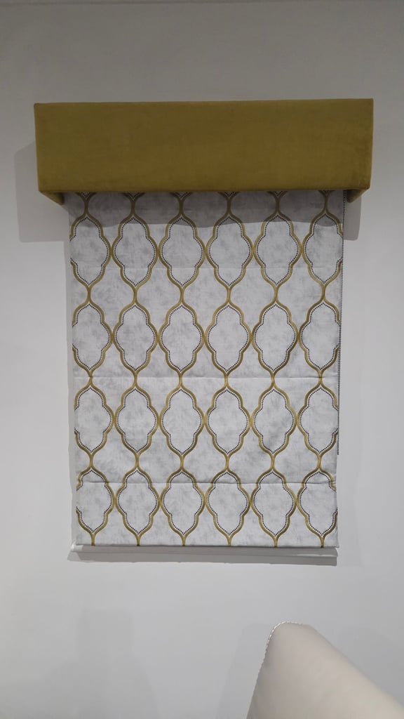 image for Roman Blind and Pelmet and matching cushions. 