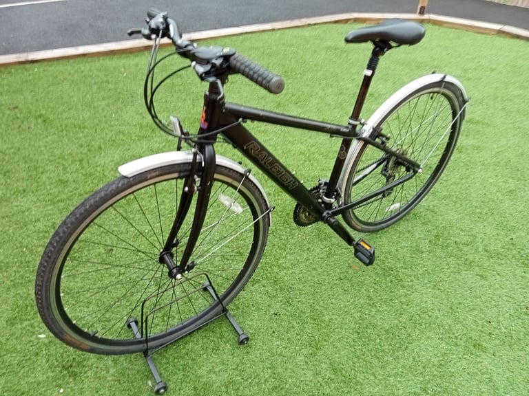 Raleigh X1 Aluminium Hybrid Bike.