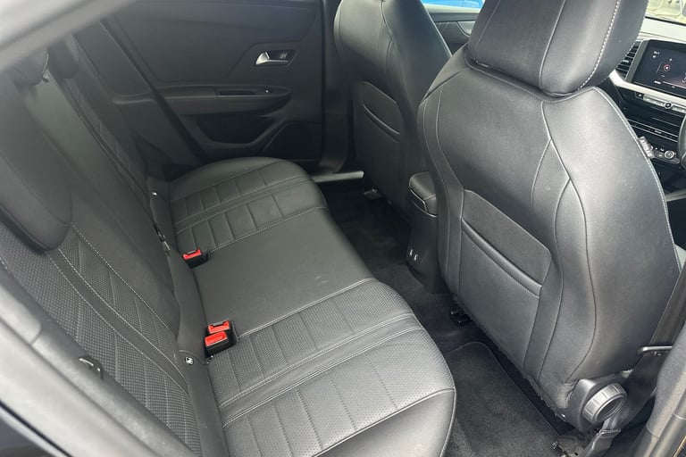  Vauxhall Mokka Electric 50kwh Ultimate Suv 5dr Electric Auto 136 Ps Electric