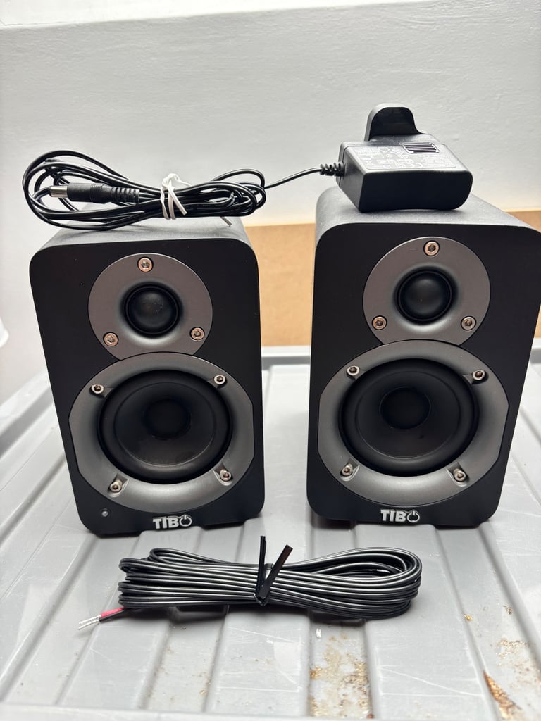 Tibo speakers