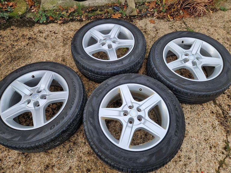 image for 20" Land Rover Defender Discovery Range Rover alloy wheels 255/60R20 tyres (6mm)