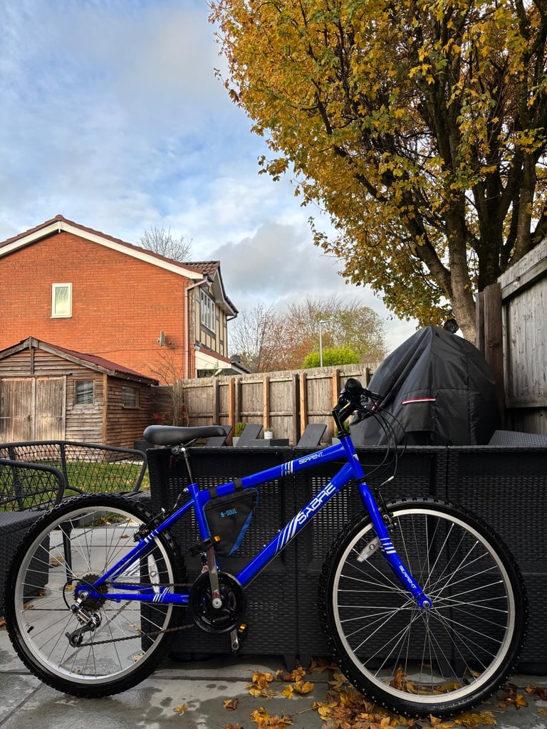 Child’s Lightweight SABRE Mountain Bike (Fantastic Condition)