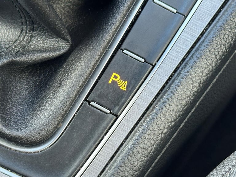 2016 Volkswagen Golf 1.6 TDI 110 Match Edition 5dr HATCHBACK DIESEL Manual