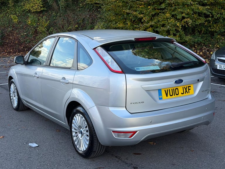 2010 Ford Focus 2.0 Titanium 5dr HATCHBACK PETROL Manual