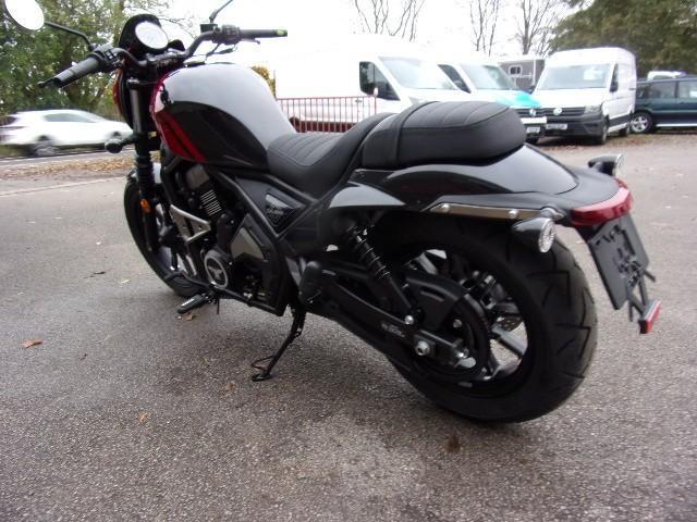 Moto Morini Calibro 700 2025