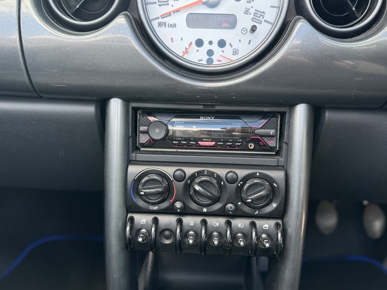 2007 MINI Convertible 1.6 One 2dr CONVERTIBLE Petrol Manual