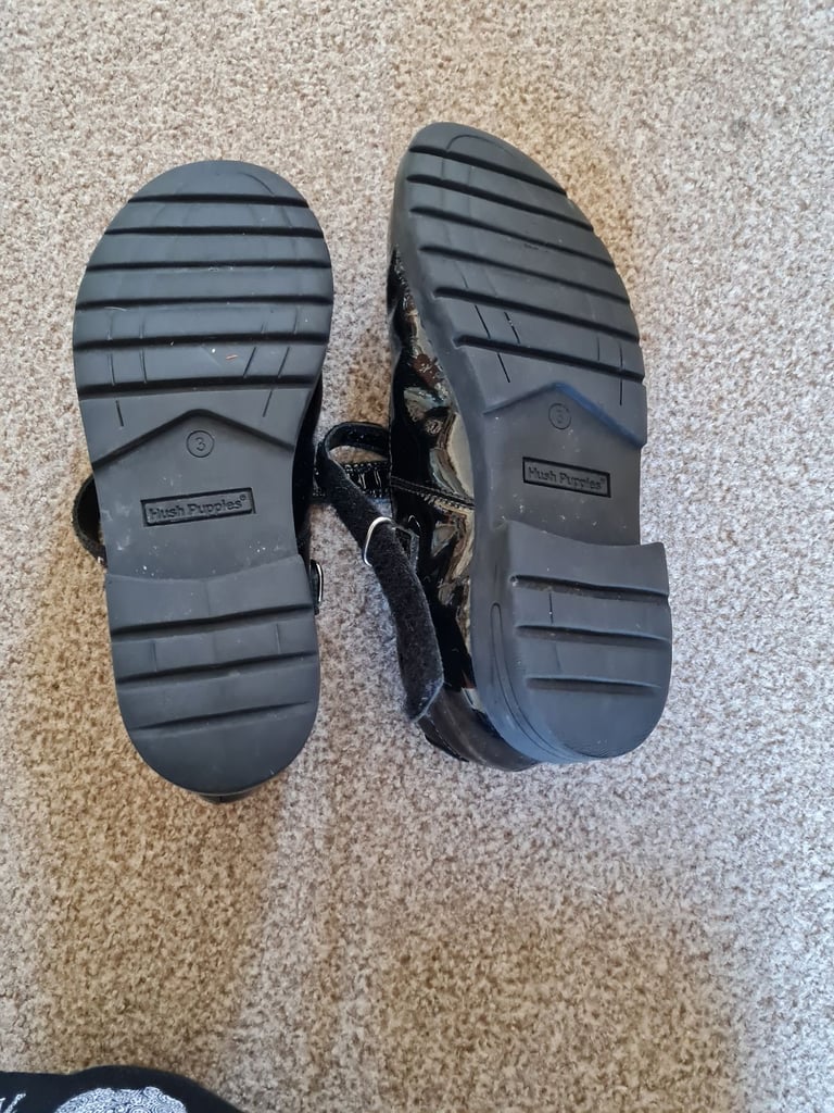 Bundle of shoes