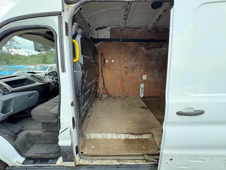 2015 Ford Transit 2.2 TDCi 125ps H3 Van PANEL VAN DIESEL Manual