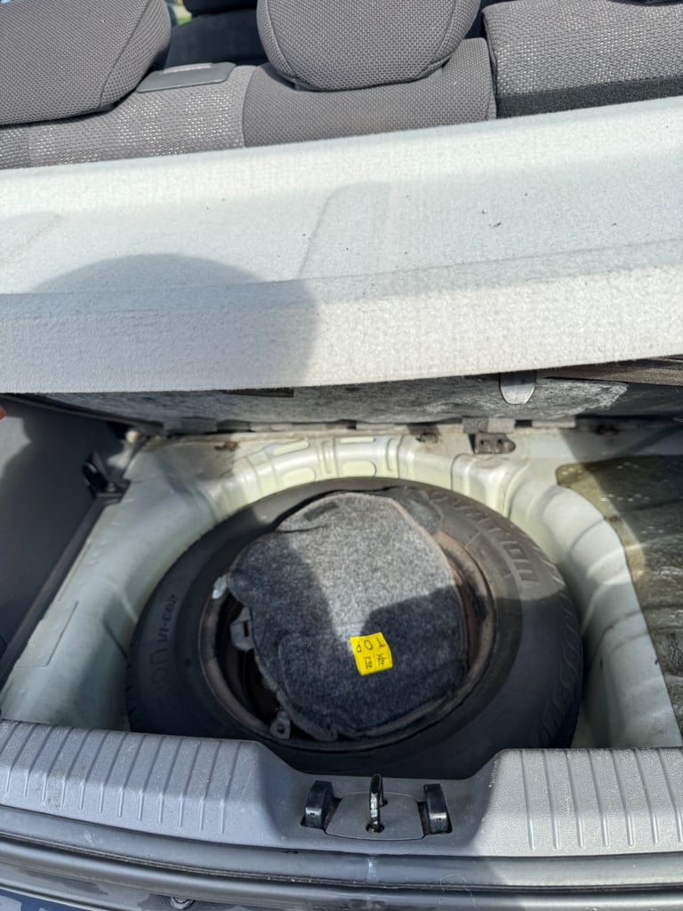 Kia, RIO, Hatchback, 2006, Other, 1399 (cc), 5 doors