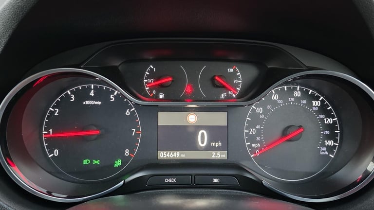 2019 Vauxhall Grandland X 1.2 Turbo Sport Nav Euro 6 (s/s) 5dr HATCHBACK Petrol Manual