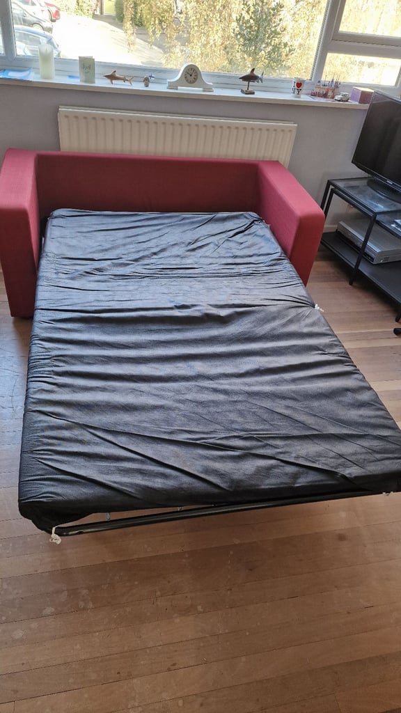 Lovely sofa bed for sale