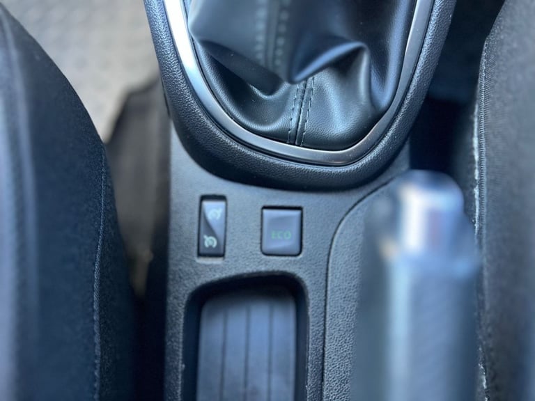 2018 Renault Captur 0.9 TCe ENERGY Dynamique S Nav SUV 5dr Petrol Manual Euro 6 (s/s) (90 ps) HAT...