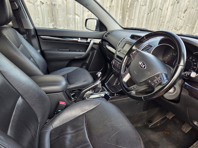 2013 Kia Sorento 2.2 CRDi KX-2 5dr ESTATE DIESEL Manual