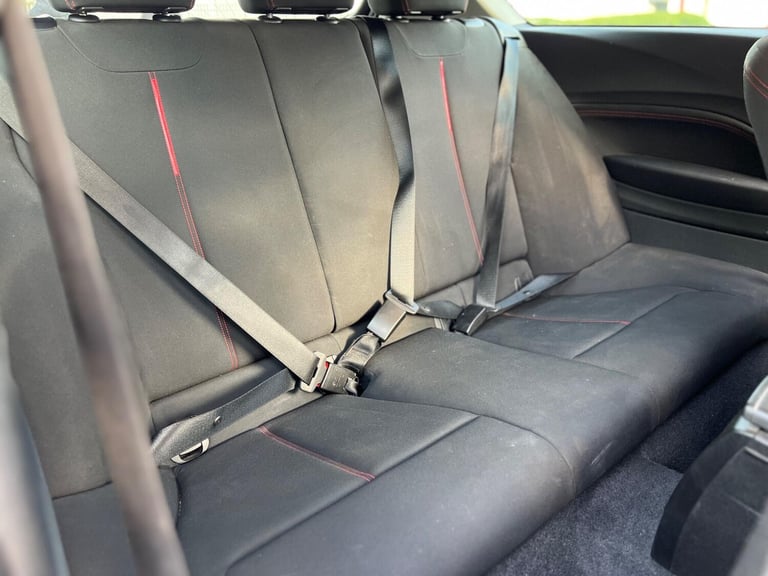 2014 BMW 1 Series 2.0 120d Sport Euro 5 (s/s) 3dr HATCHBACK Diesel Manual