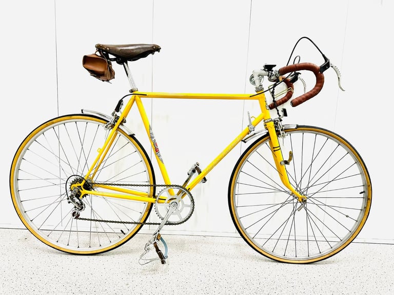 image for DYTONA Fully Refurbished Size/M Road Bike 🚴‍♀️ Original Features 