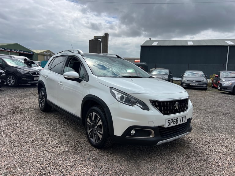 2018 68 PEUGEOT 2008 1.2 PURETECH ALLURE PREMIUM 5DR ONLY 33,000 MILES F/S/H