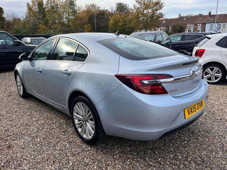2015 Vauxhall Insignia 2.0 CDTi ecoFLEX Tech Line Euro 5 (s/s) 5dr HATCHBACK Diesel Manual