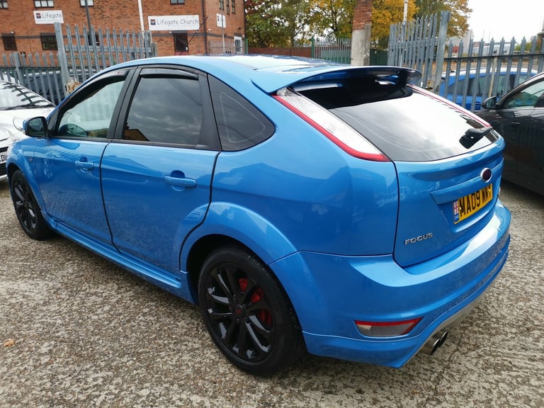 2009 Ford Focus 1.8 Zetec S 5dr HATCHBACK Petrol Manual