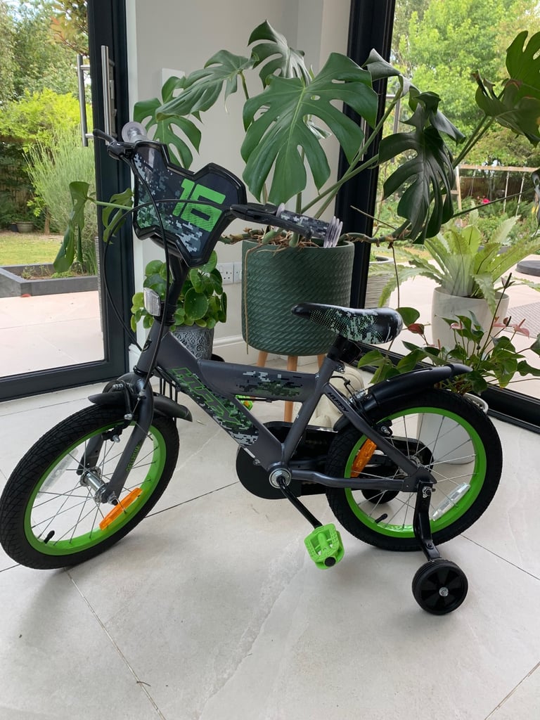 image for Huffy Delirium Boys Bike 16” Excellent condition