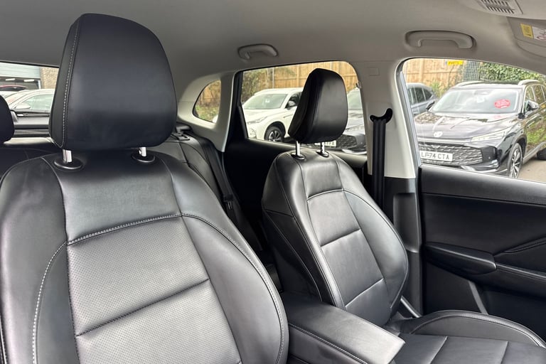 2025 MG MG ZS 106600 Hatchback Hybrid Automatic