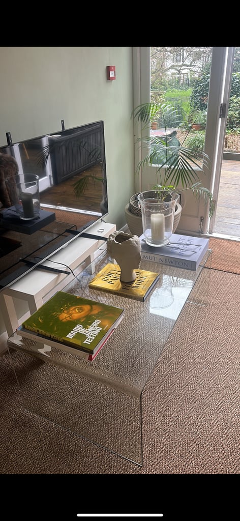 ***URGENT*** Glass  coffee table