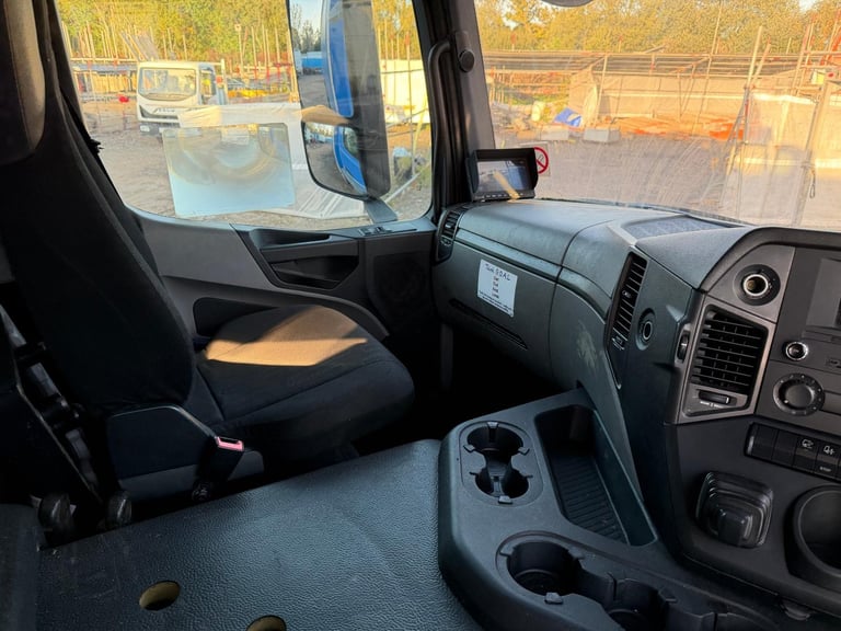 Mercedes-Benz ANTOS [Phone number removed]6x2 26 ton curtain side truck auto