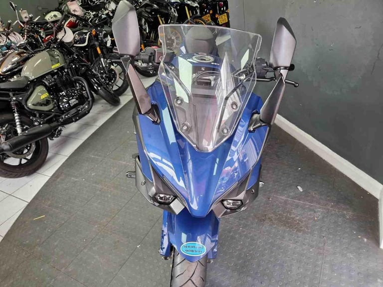2022 Suzuki GSXS-1000 GT