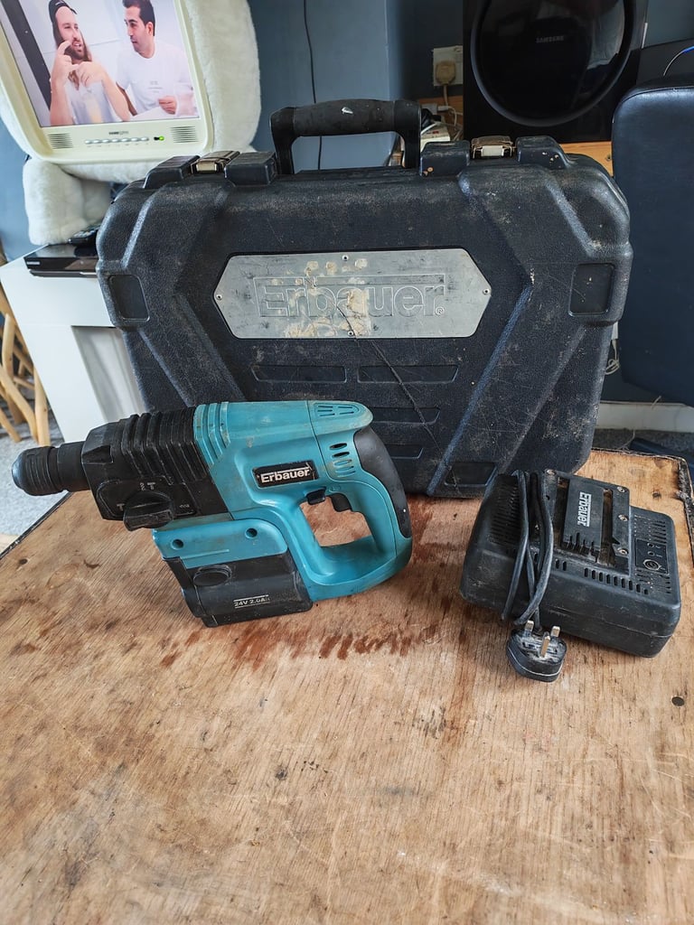 ERBAUER 24V BATTREY HAMMER DRILL AND CASE 