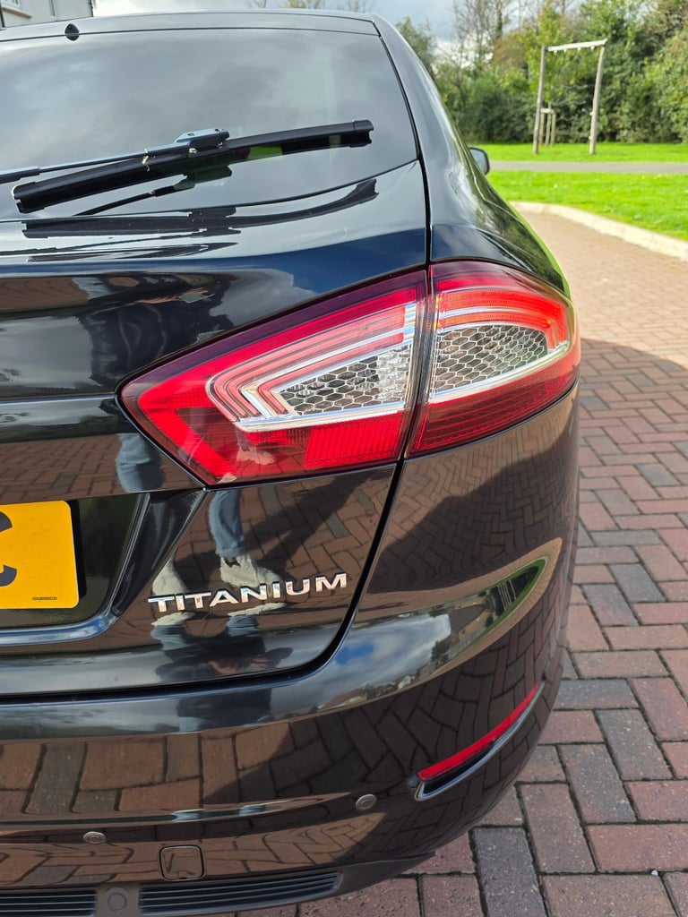 Ford, MONDEO, Hatchback, 2012, Manual, 1997 (cc), 5 doors