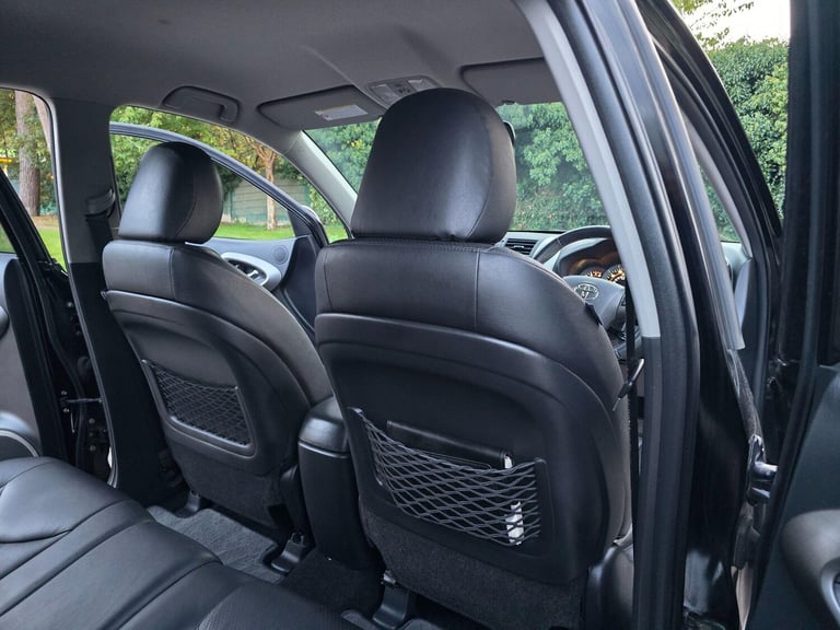 2010 Toyota RAV4 2.0 V-Matic XT-R SUV 5dr Petrol Multidrive S 4WD Euro 5 (158 ps) ESTATE Petrol A...