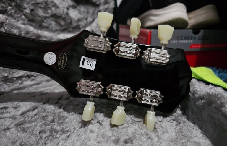 Epiphone ES-335 Semi-Hollow in Blueberry burst