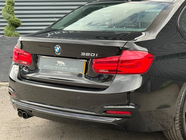 2017 BMW 3 Series 2.0 320i Sport Euro 6 (s/s) 4dr Saloon Petrol Manual