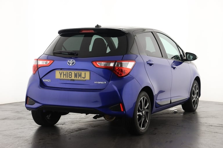 2018 Toyota Yaris 1.5 Hybrid Red Bi-tone 5dr CVT HATCHBACK PETROL/ELECTRIC Automatic